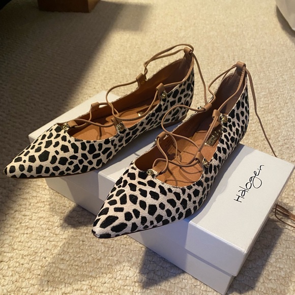 Halogen HAOWEN gorgeous shoes size 8M. Never worn!